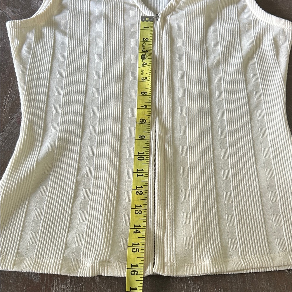 Doe & Rae Cream Zip-Front Tank Top - Picture 8 of 8